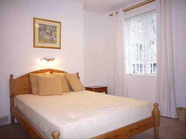 Flat Laurier Road in Greater London