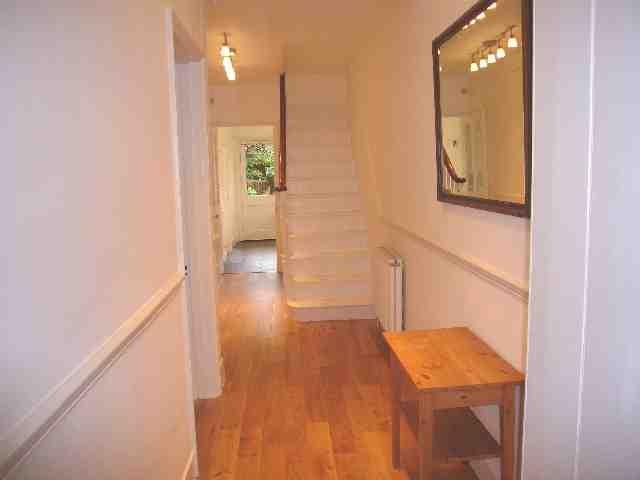 Flat Laurier Road in Greater London