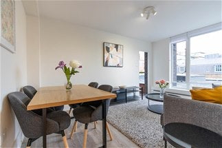 Flat Bourdon Street in City of Westminster