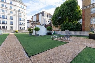 Flat Bourdon Street in City of Westminster