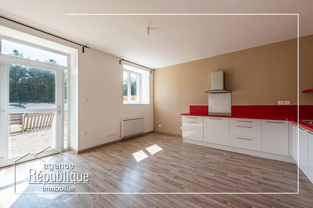 Flat Rue Thurot in Nuits-Saint-Georges