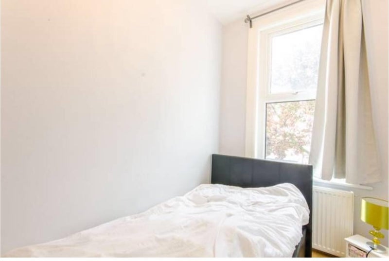 Room Goodman Road in Greater London