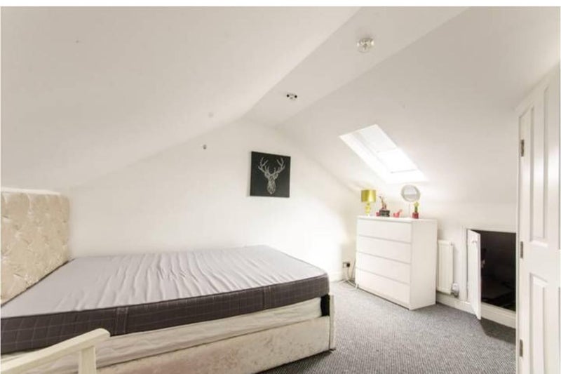 Room Goodman Road in Greater London