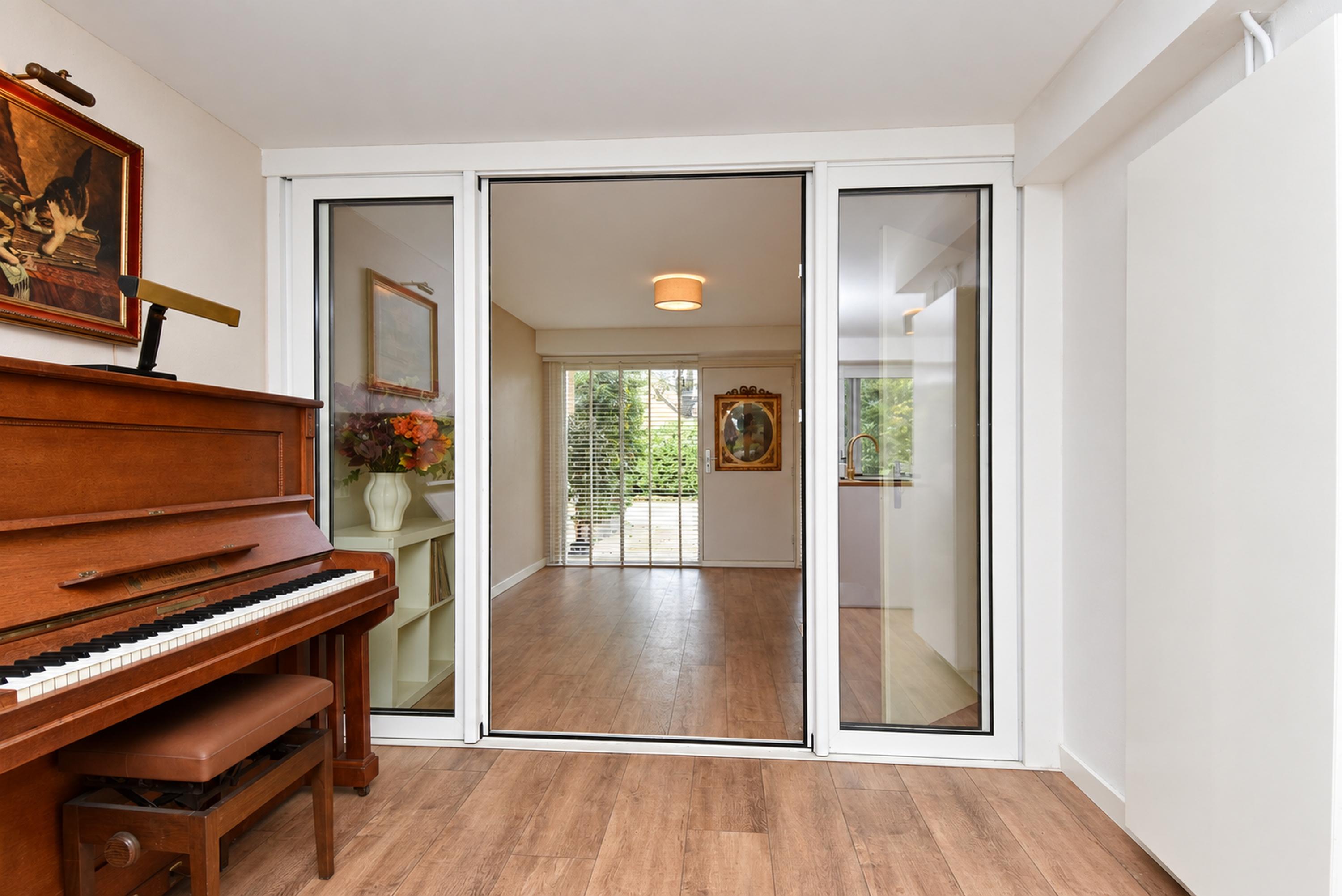 Tussenwoning te koop: Patrijslaan 49, Leidschendam