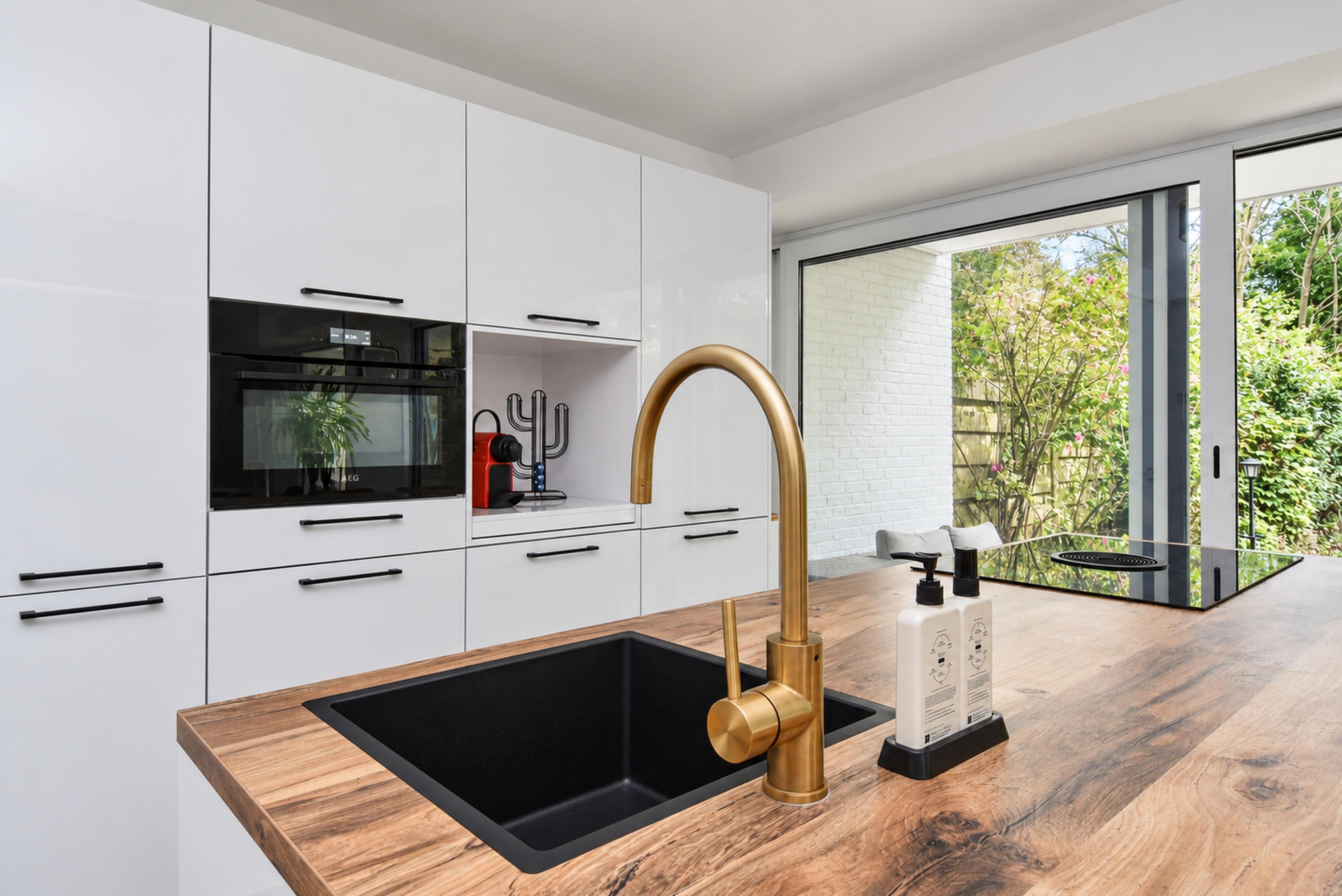 Tussenwoning te koop: Patrijslaan 49, Leidschendam