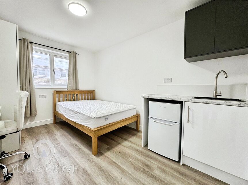 Flat Waid Close in Dartford