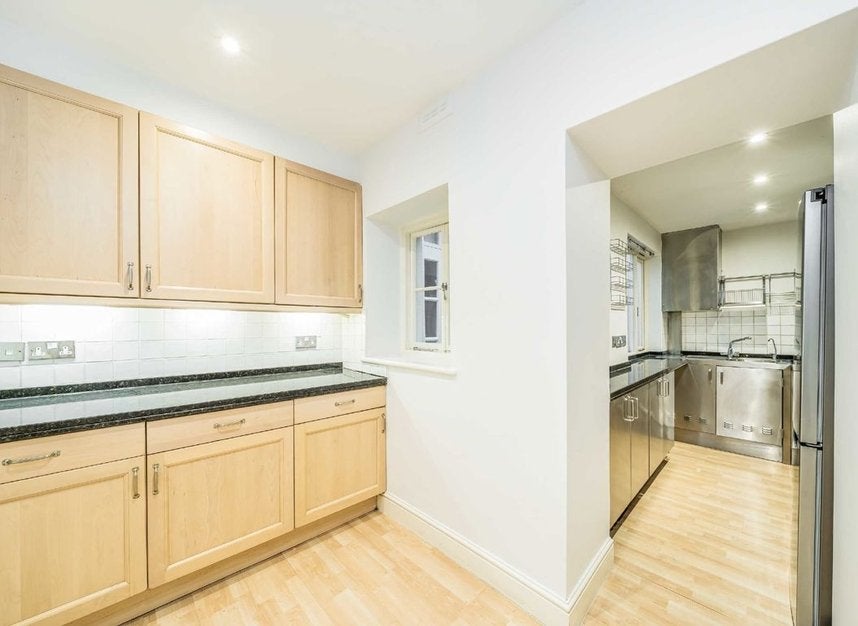 Flat Warrington Crescent in City of Westminster