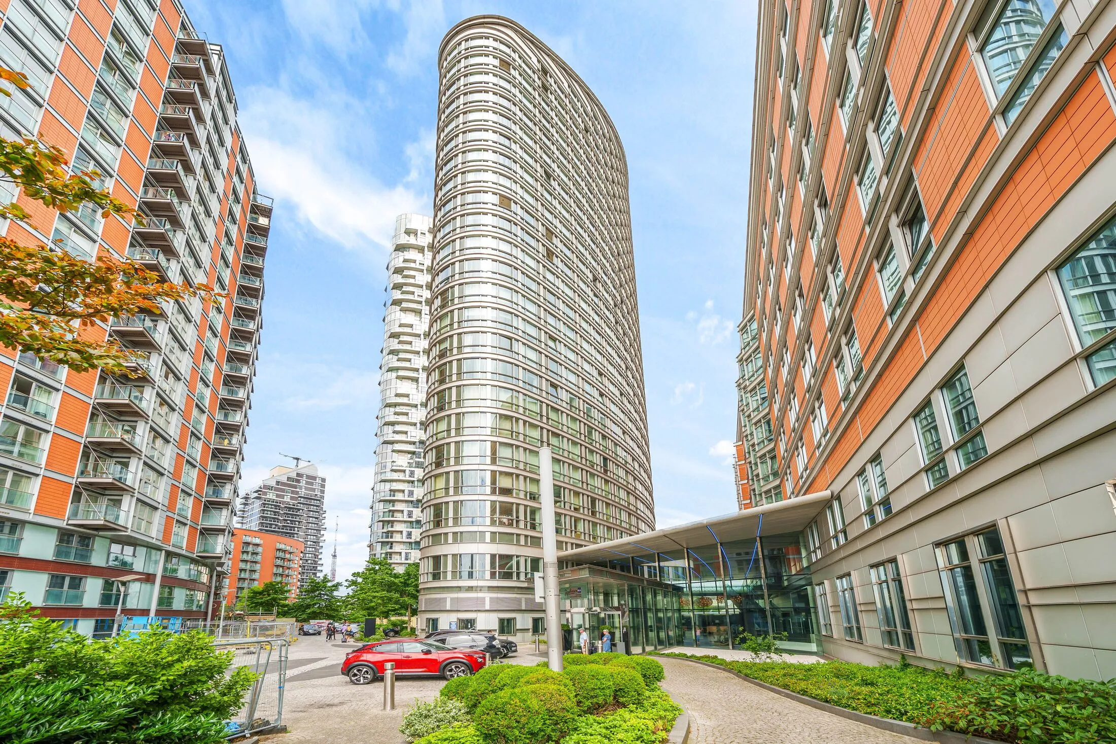Flat Fairmont Avenue in Greater London