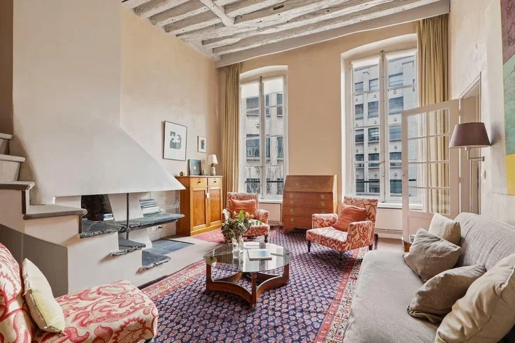 Appartement Rue des Saints-Pères à Paris