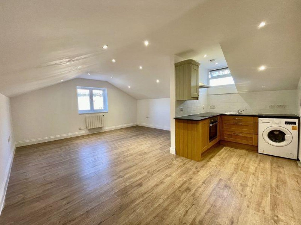 Flat Windsor Street in Greater London