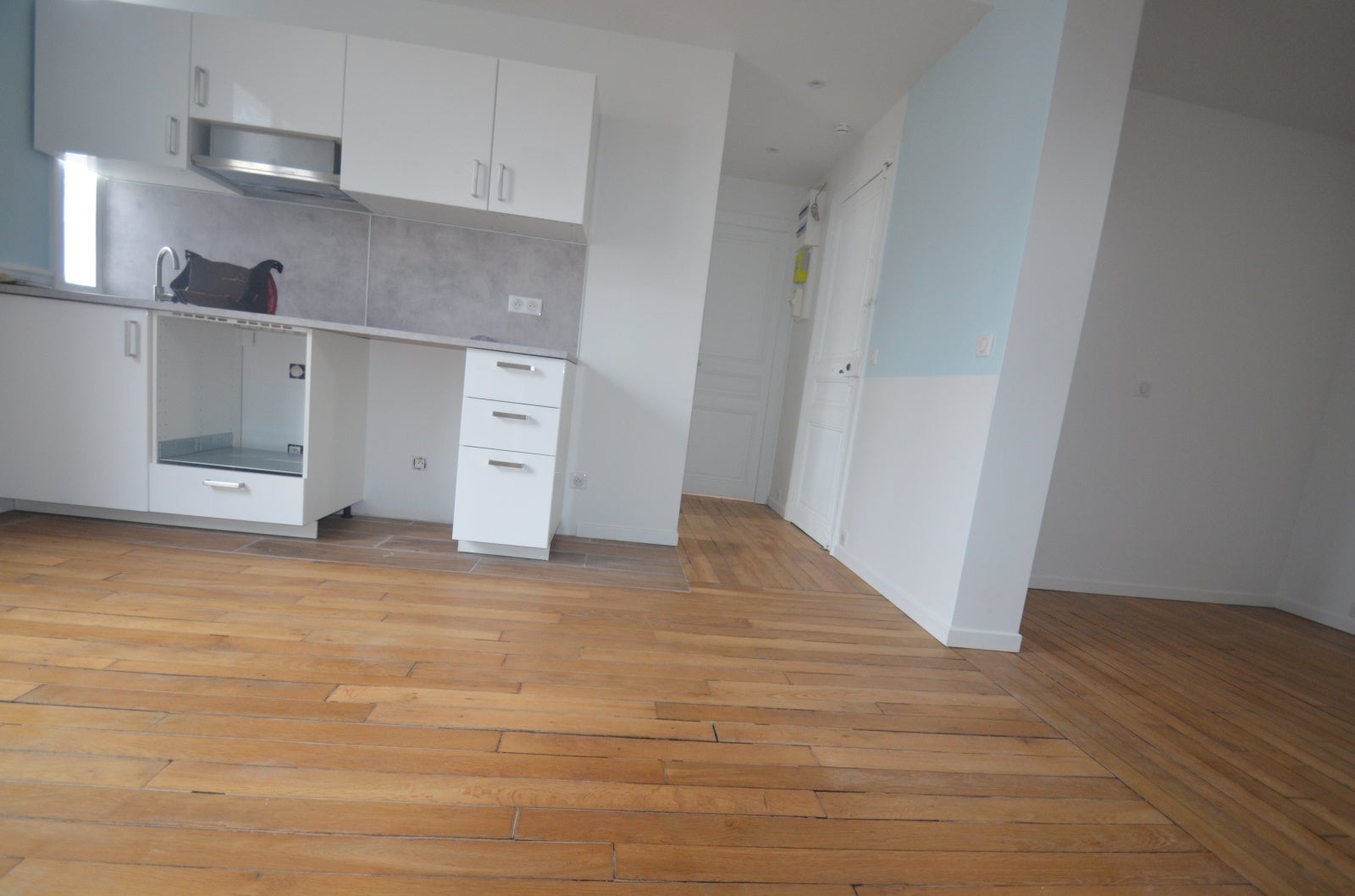 Flat Rue d'Orsel in Paris