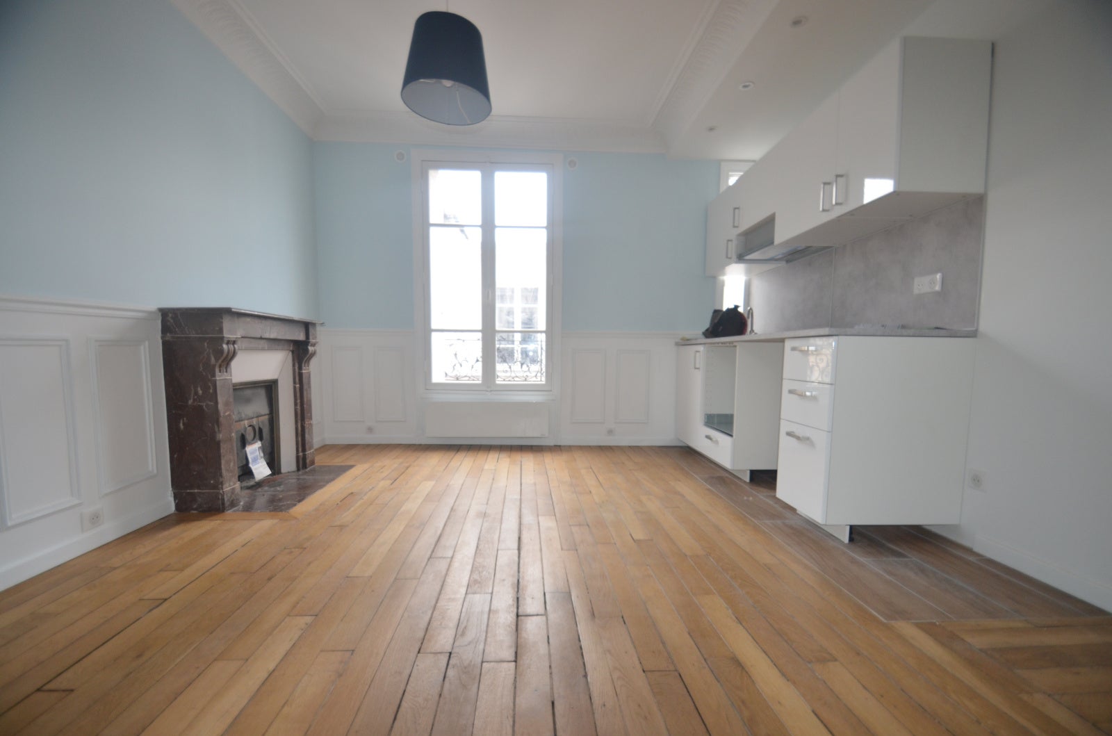 Flat Rue d'Orsel in Paris