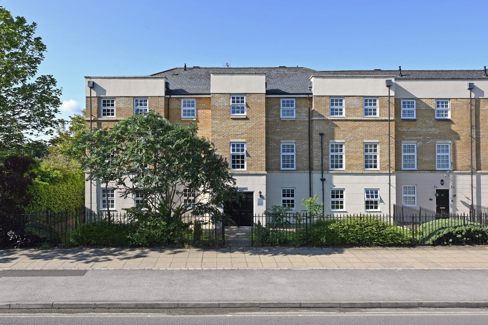 Flat Leeman Road in York