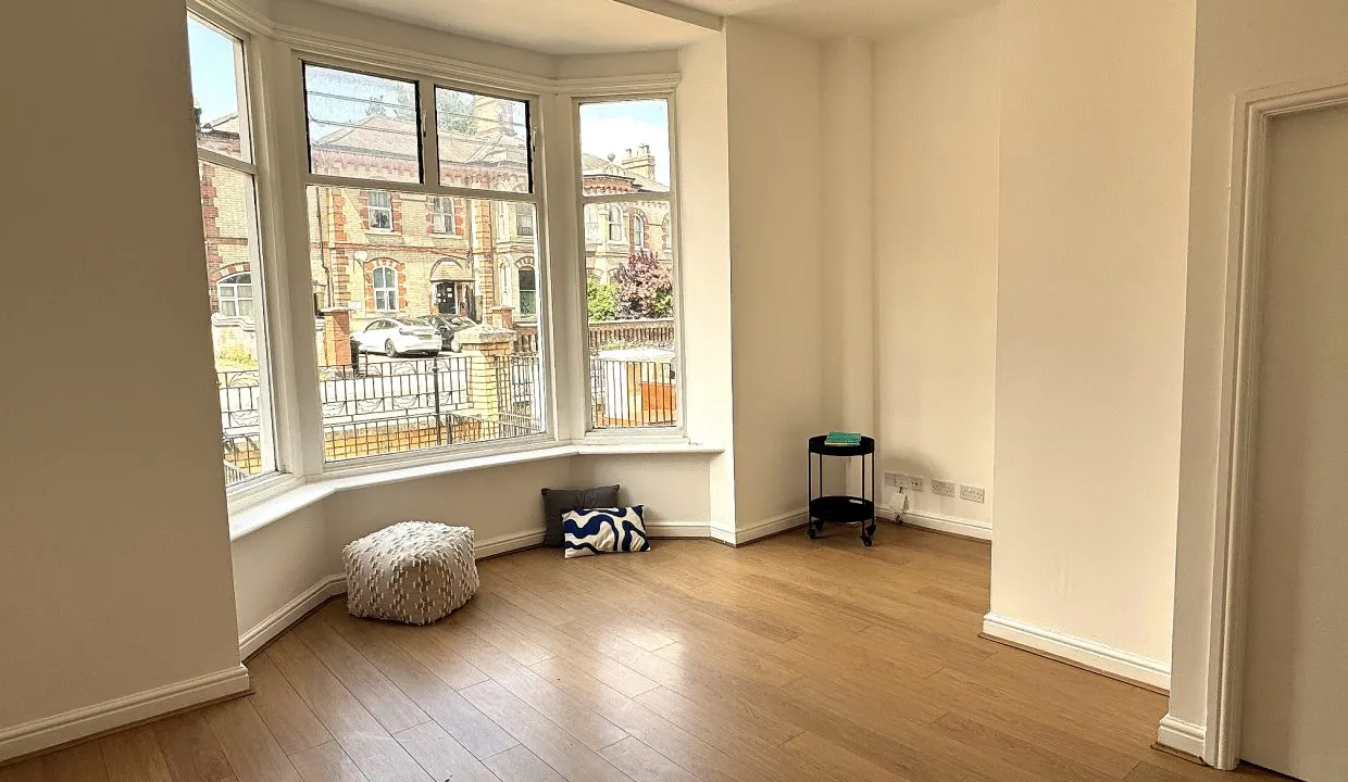 Flat Fosse Road Central in Leicester