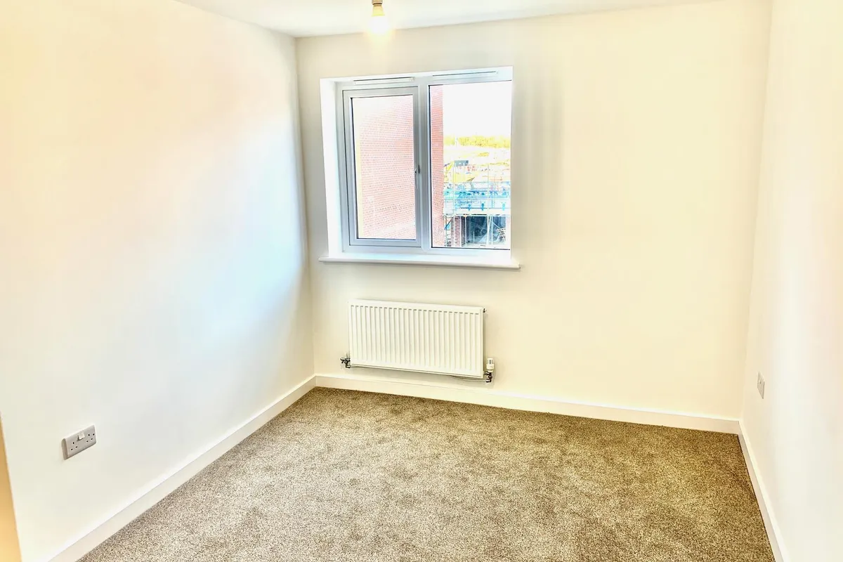 Flat Rosewood Way in Peterborough