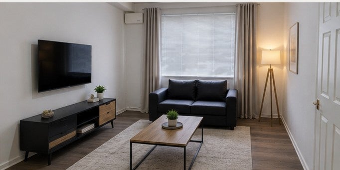 Flat Friars Avenue in Greater London