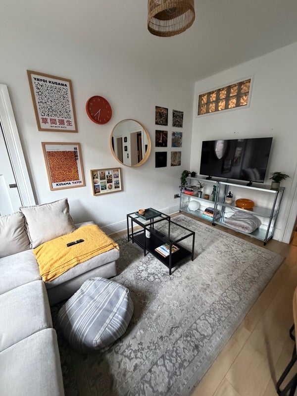 Room Merrick Gardens in Glasgow