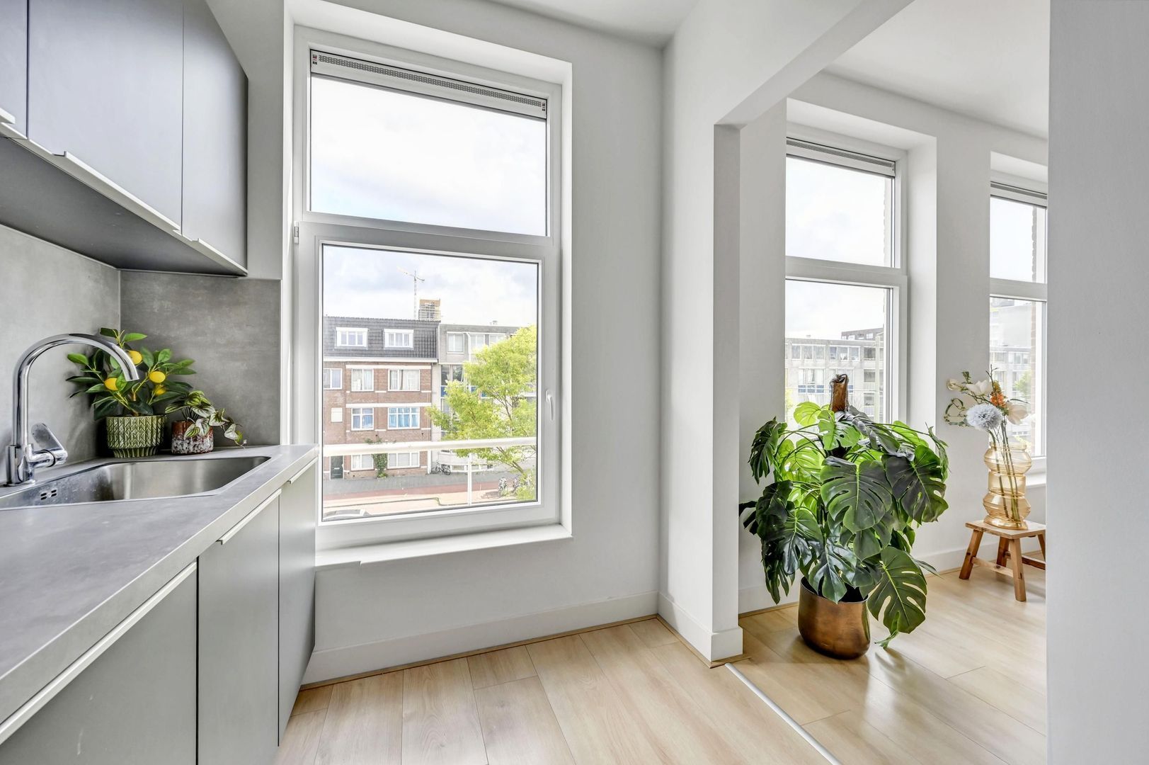 Appartement te koop: Rijswijkseweg 211A, 'S-Gravenhage
