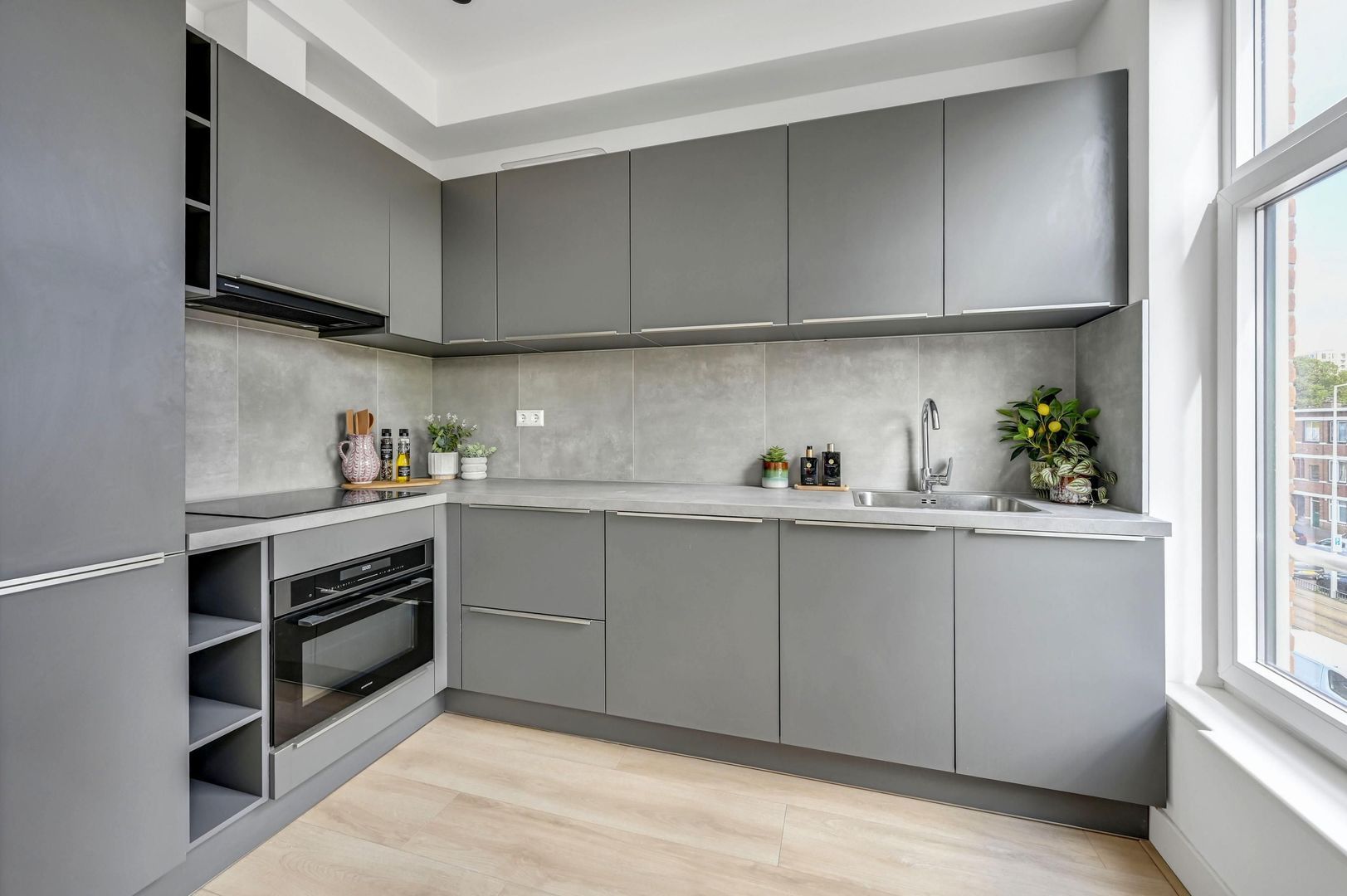 Appartement te koop: Rijswijkseweg 211A, 'S-Gravenhage