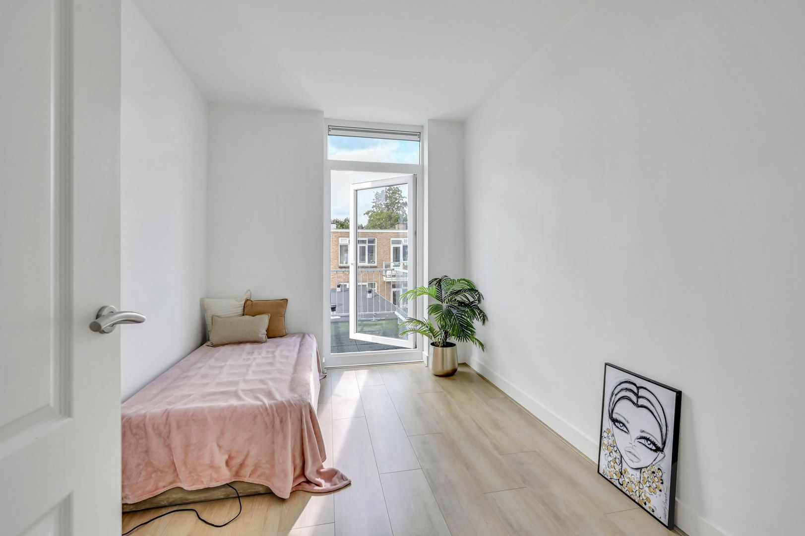 Appartement te koop: Rijswijkseweg 211A, 'S-Gravenhage