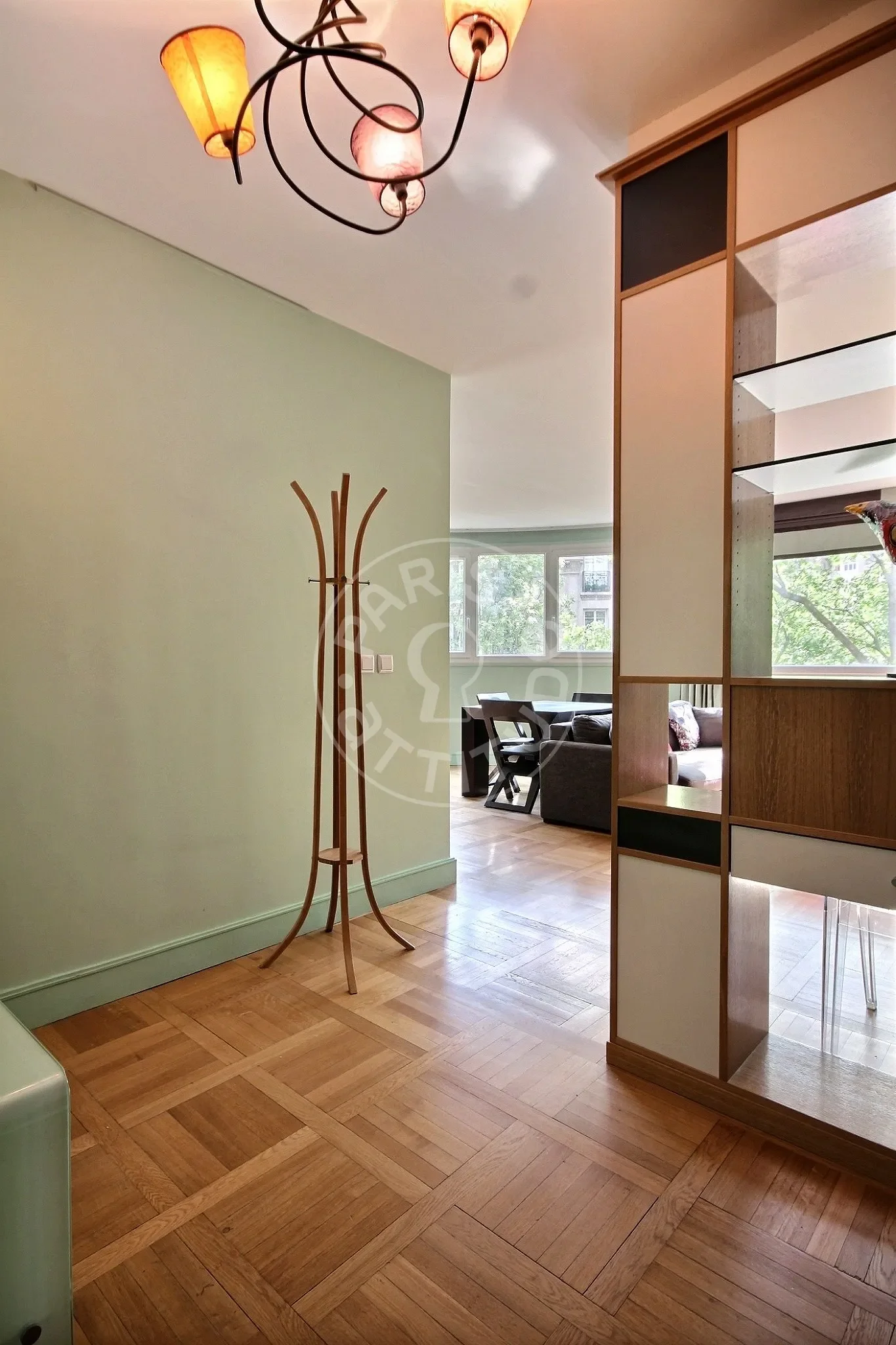 Appartement Rue Chanzy à Paris
