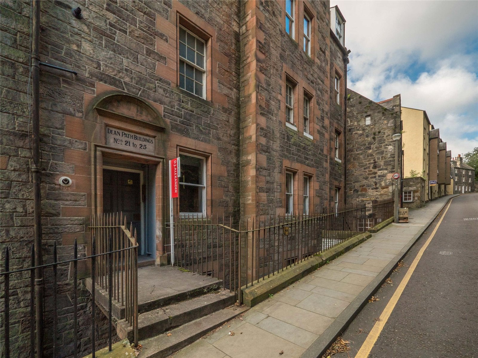 Flat Dean Path Buildings in City of Edinburgh