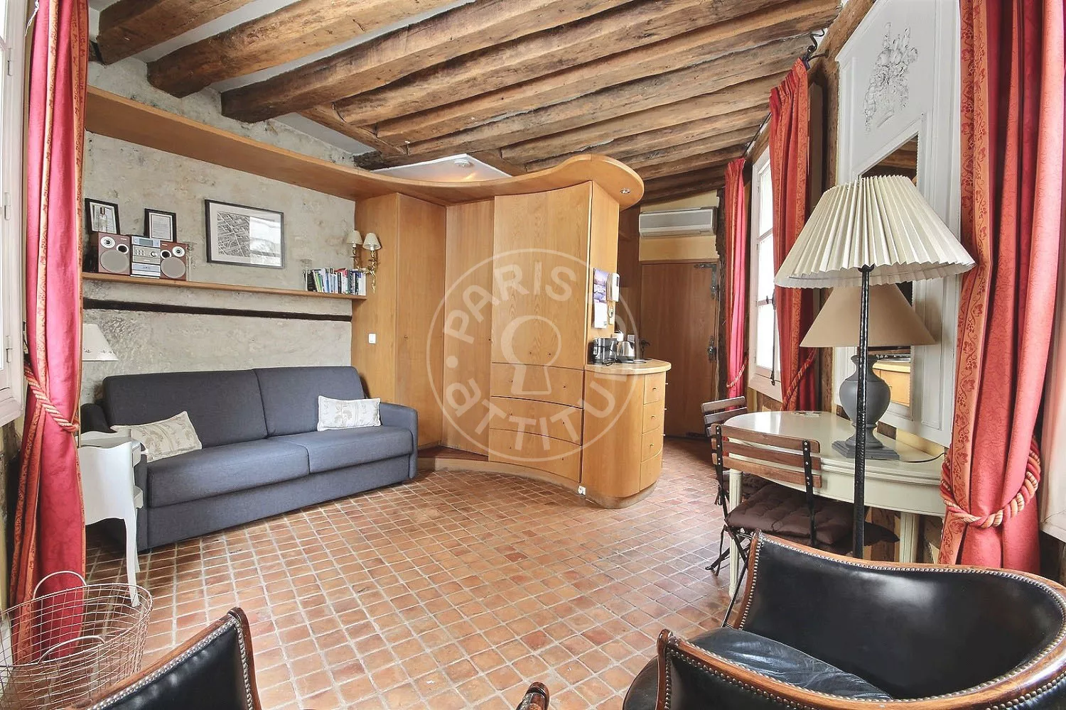 Appartement Rue Saint-Roch à Paris