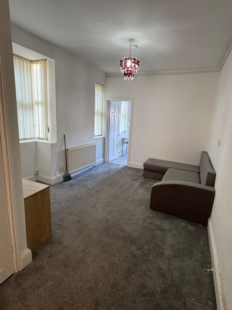 Flat St Georges Road in Hull