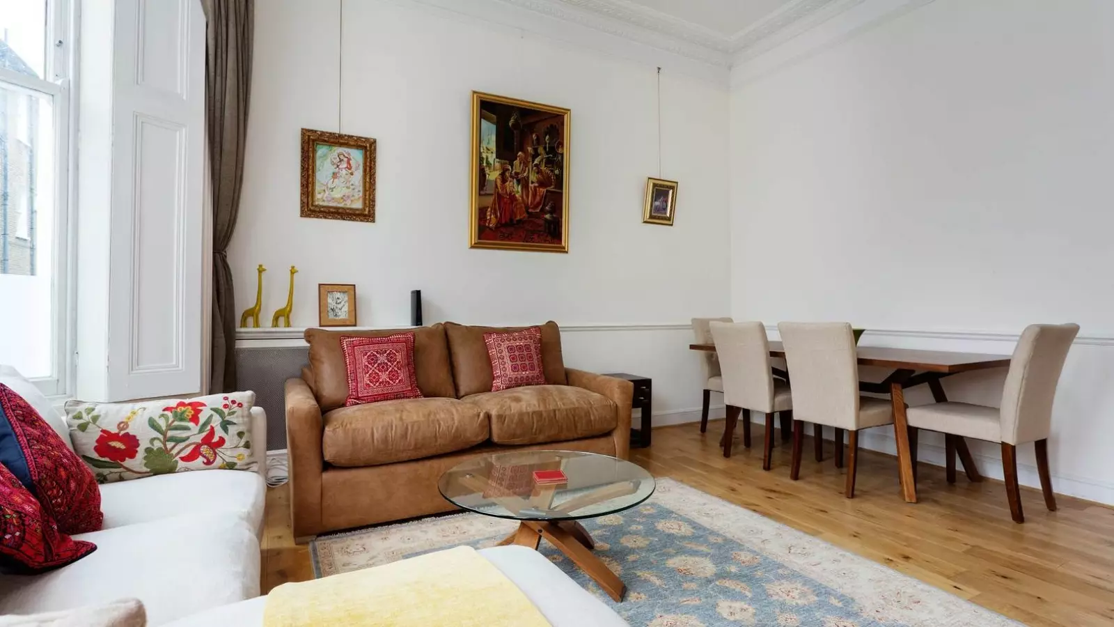 Flat Campden Hill Gardens in Greater London