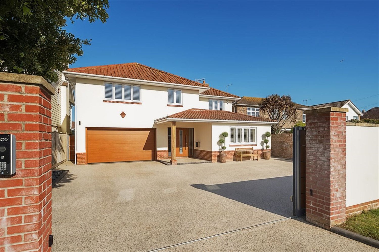 House Limmard Way in Arun