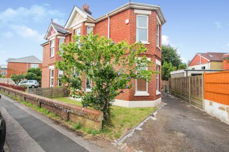 House Kings Road in Bournemouth