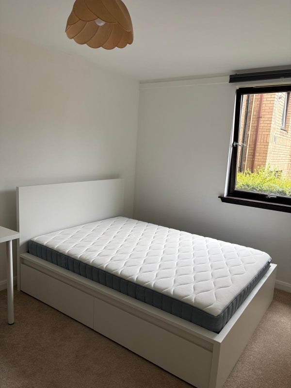 Room Fountainhall Road in City of Edinburgh
