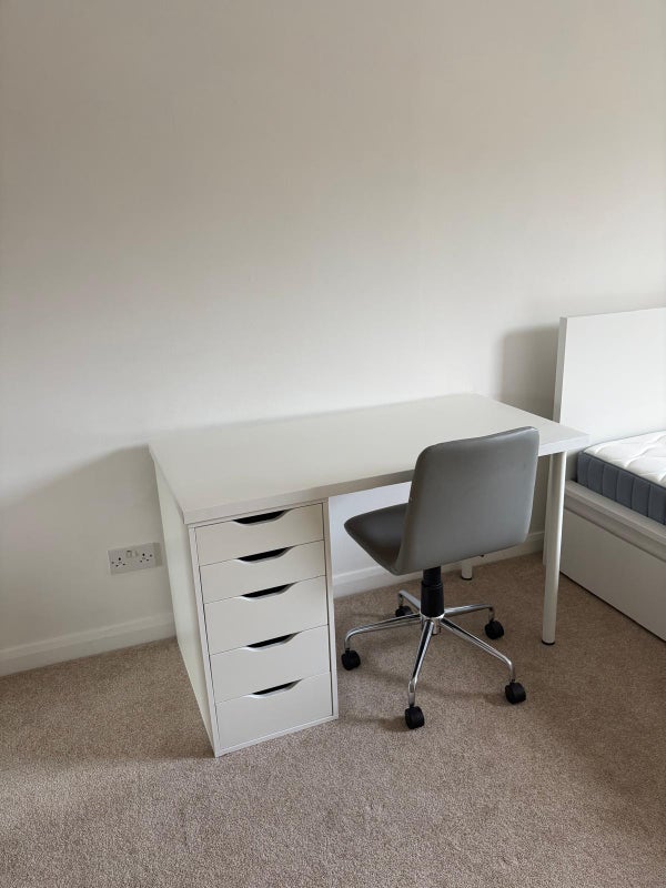Room Fountainhall Road in City of Edinburgh