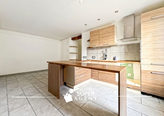 Appartement Place Jacques Amyot à Melun