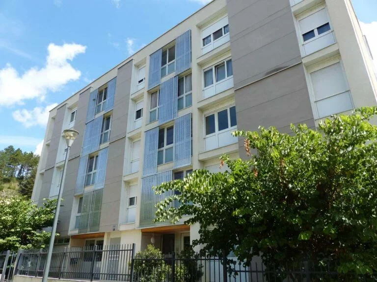 Appartement Route de Fontagnal à Aouste-sur-Sye