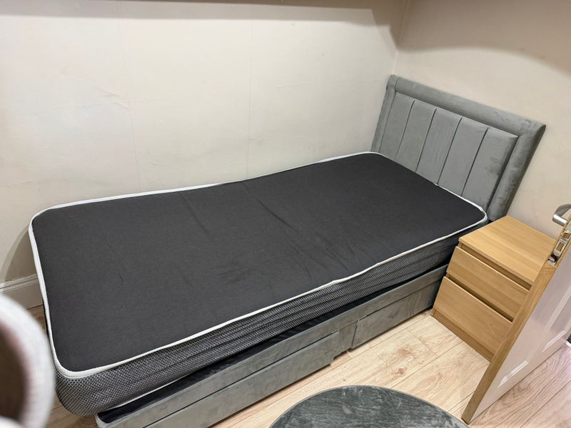 Room Oakfold Avenue in Tameside