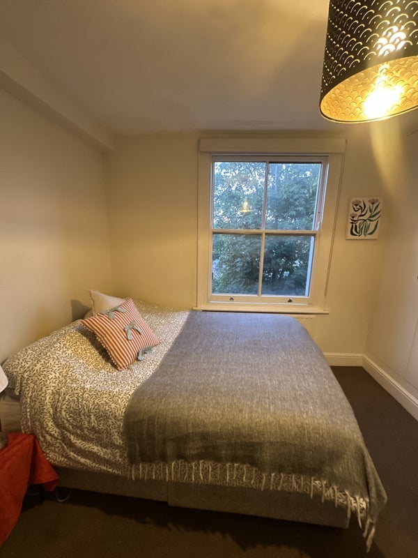 Room Sevington Street in City of Westminster