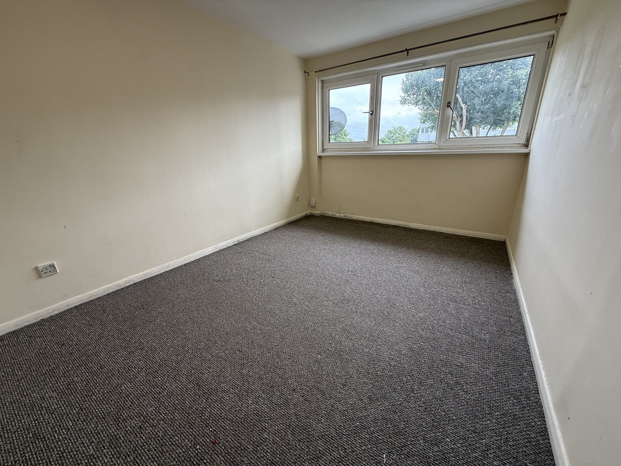 House Ferraro Close in Greater London