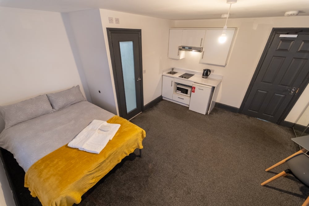 Flat Hallewell Road in Birmingham