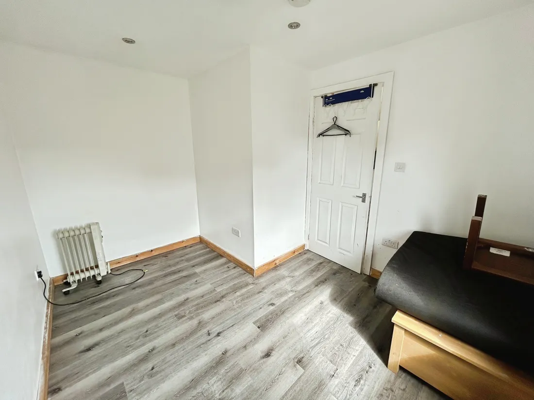 Flat Elias Street in Neath