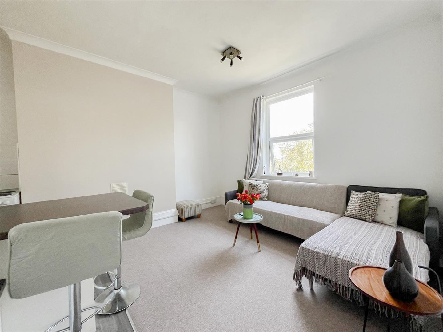 Flat Pevensey Road in St Leonards