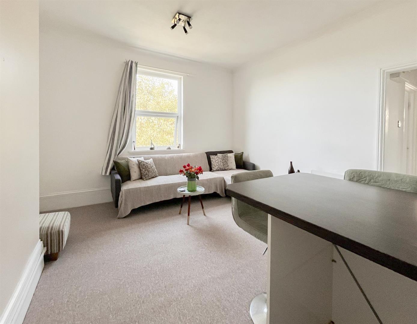 Flat Pevensey Road in St Leonards