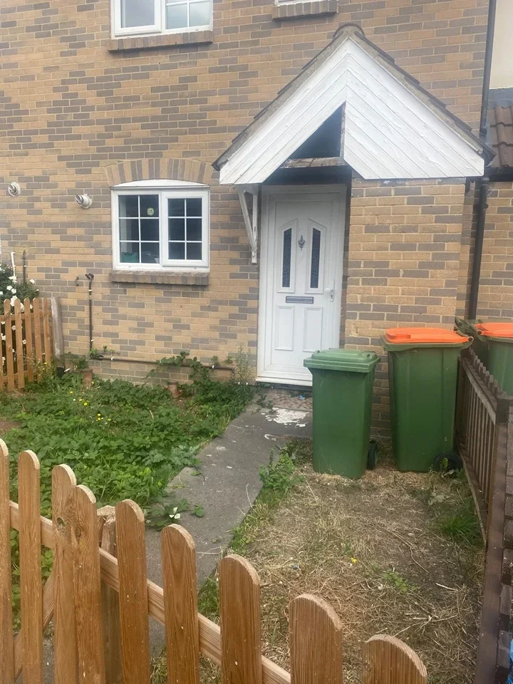 House Jade Close in Greater London