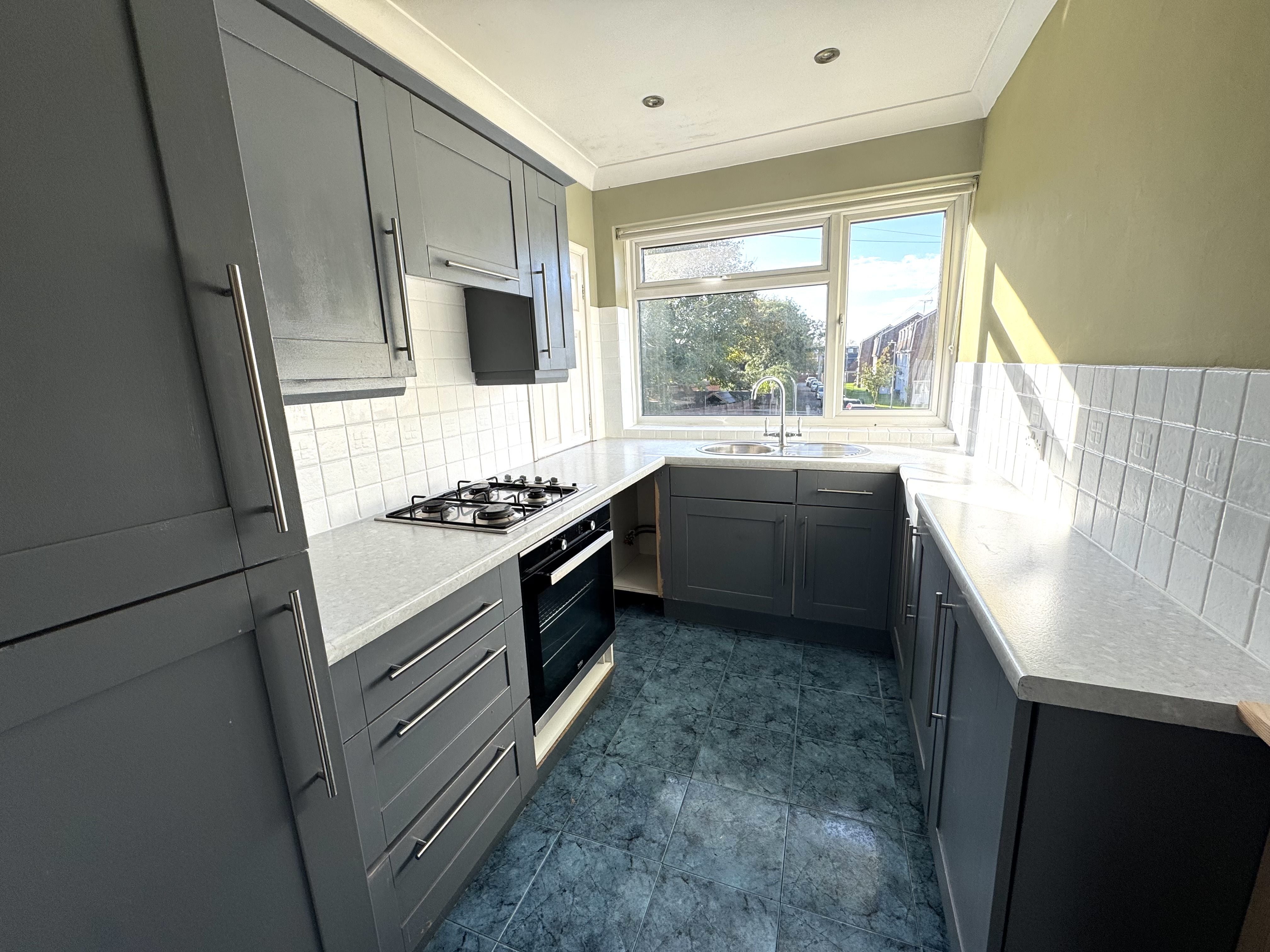 Flat Woodford Court in Thanet