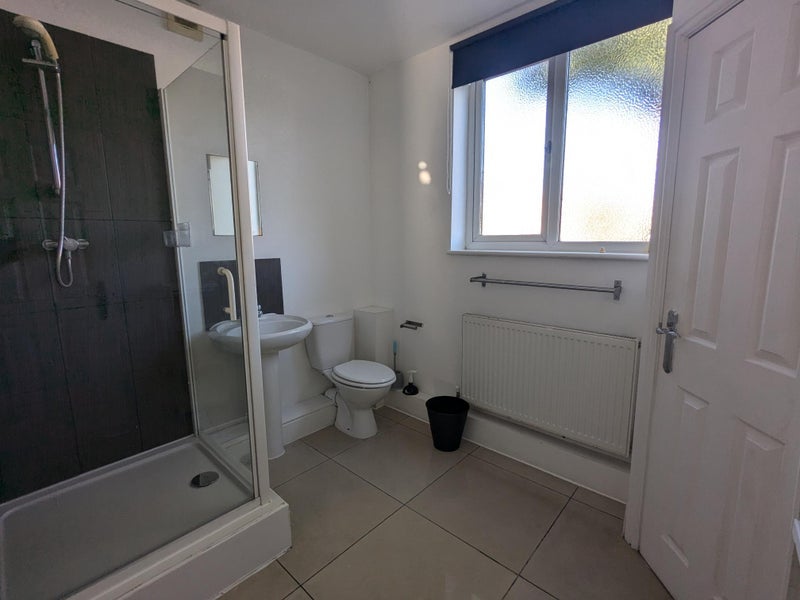 Room Beeston Road in Nottingham