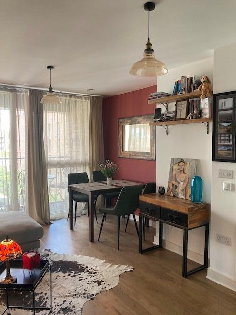 Flat Yeoman Street in Greater London