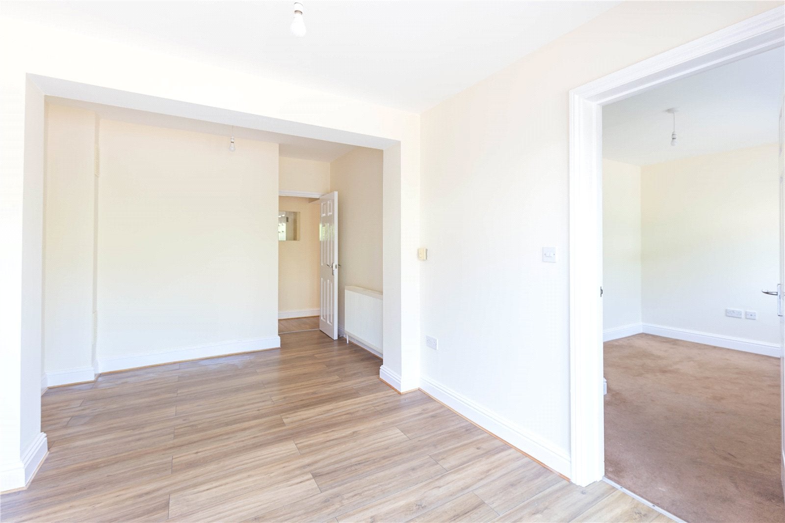 Flat Beverley Road in Bristol