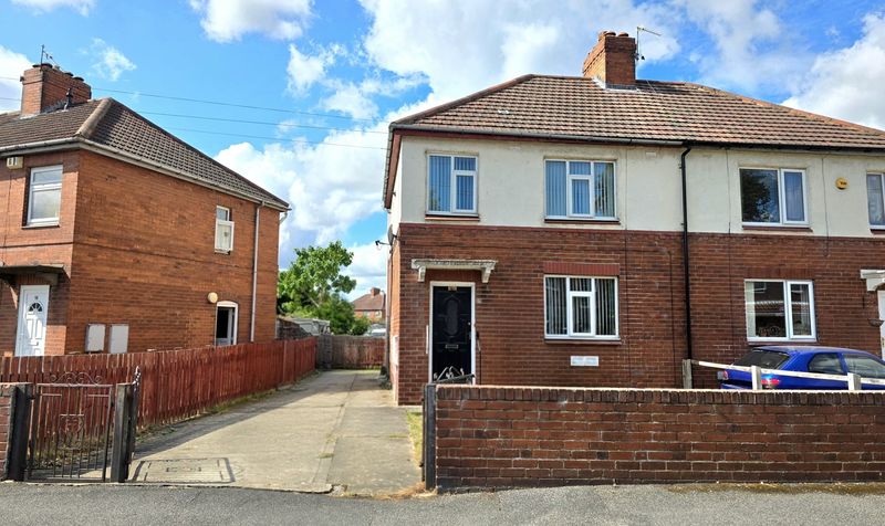 House Low Grange Road in Thurnscoe