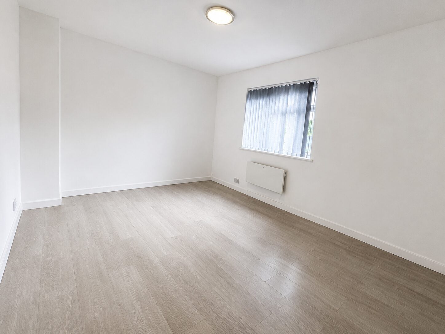 Flat Plumer Road in High Wycombe