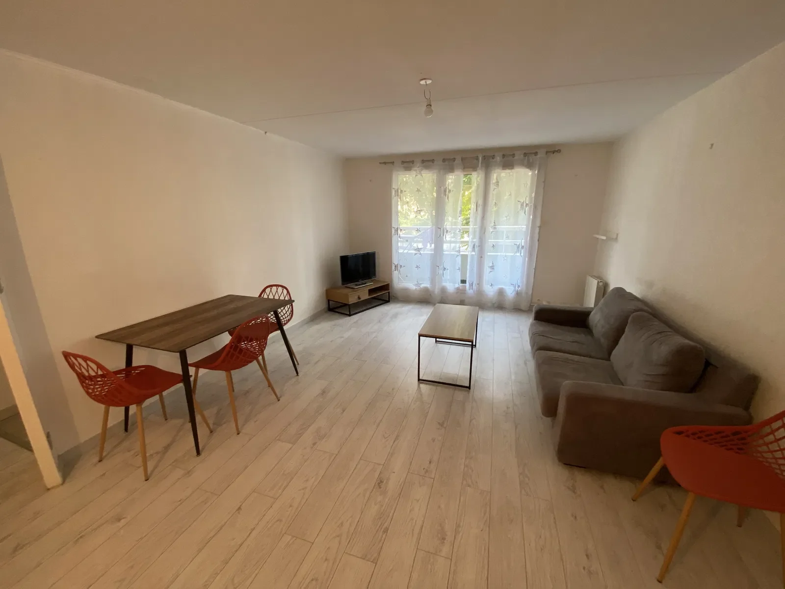 Room Rue de la Gare in Chambéry